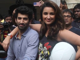 When Aditya Roy Kapur's Shirt Was Almost Ripped Off by a Fan Mob When Aditya Roy Kapur's Shirt Was Almost Ripped Off by a Fan Mob
