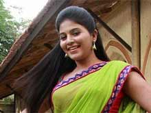 Anjali is 'Not' Getting Married, Focussed on Career
