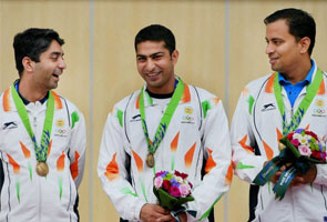 एशियाई खेल : घोषाल ने रजत जीतकर इतिहास रचा, बिंद्रा और वुशु खिलाड़ियों को कांस्य