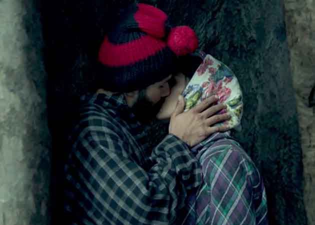 <i>Kissa Kiss</i> Ka: Shraddha, Shahid Kapoor's Steamy <i>Haider</i> Scene