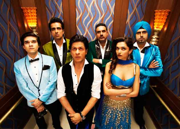 Watch Live: Music Launch of <i>Happy New Year</i>