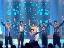 At <i>Happy New Year</i>'s Music Launch, Shah Rukh Khan Names Deepika's Bodyguard