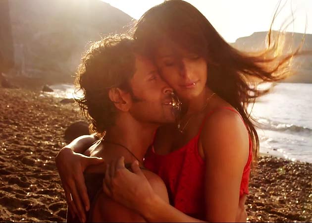 Hrithik Roshan, Katrina Kaif Sizzle in <i>Meherbaan</i>