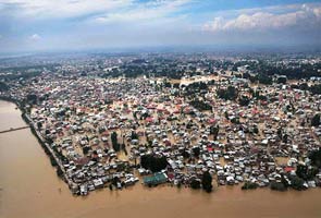 जम्मू-कश्मीर : राहत-बचाव अभियान से जुड़ी जानकारियों के हेल्पलाइन नंबर