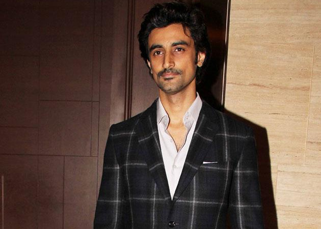 Kunal Kapoor on His New Role as Script Writer