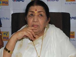 Lata Mangeshkar Misses 85th Birthday Party Because of Ill-Health Lata Mangeshkar Misses 85th Birthday Party Because of Ill-Health