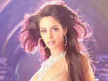 Mallika Sherawat Booked for Insulting National Flag