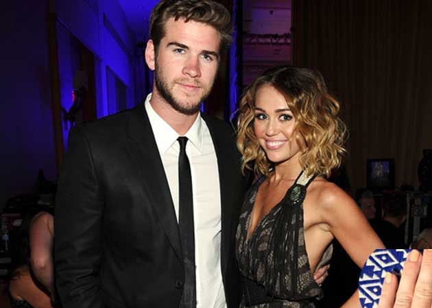 Miley Cyrus Still Loves Liam Hemsworth