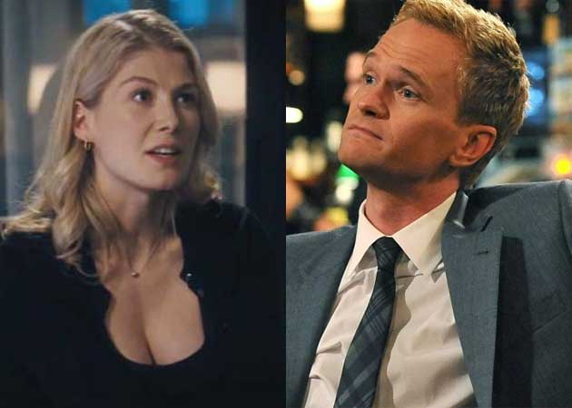 Rosamund Pike: Filming Sex Scenes With Neil Patrick Harris was Awkward