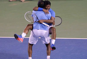 डेविस कप : पेस-बोपन्ना के जादू ने भारत की उम्मीदें जिंदा रखी