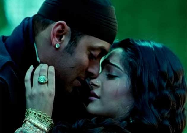 Sonam Kapoor's 'Oh My God!' Moment with Salman Khan
