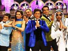 Shah Rukh Khan, Deepika Padukone Are <i>Indiawaale</i> in <i>Happy New</i> Year Song