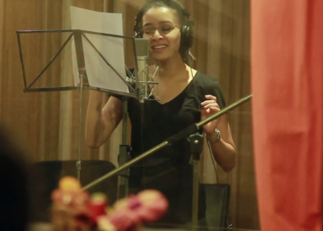 Shraddha Kapoor Croons Kashmiri Folk Song For <i>Haider</i>