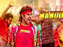 Welcome Nandu: A <i>Nagin Dance</i> in <i>Happy New Year</i> Starring Abhishek Bachchan