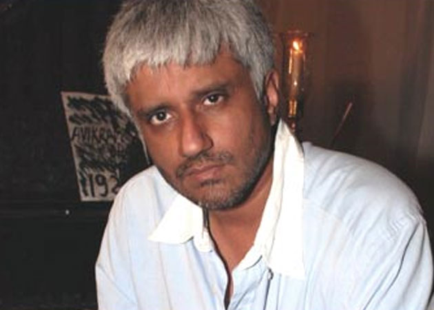 Vikram Bhatt To Direct <i>Dhadkan 2</i>