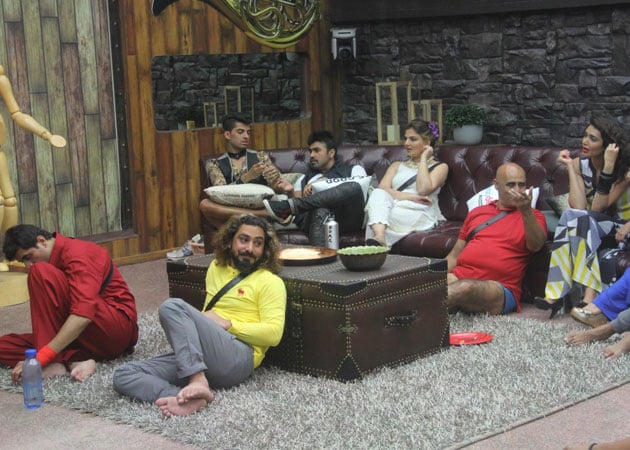 Bigg Boss 8: The Plot Thickens, Return of the Evicted