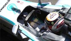 F1: Hamilton Goes Fastest in FP1 Session at the Abu Dhabi Grand Prix