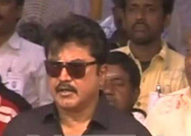 Sarath Kumar: Fast for Jayalalithaa Not Under Threat