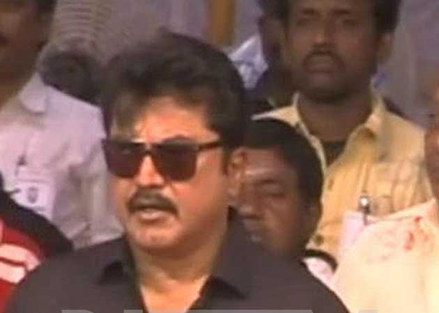 Sarath Kumar: Fast for Jayalalithaa Not Under Threat