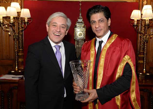 Shah Rukh Khan Presented With Britain's Global Diversity Award