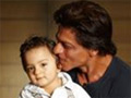 शाहरुख खान ने ट्विटर पर जारी की छोटे बेटे अबराम की तस्वीर