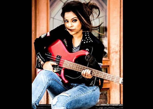 Sumona Chakravarti Turns Rockstar for TV Show