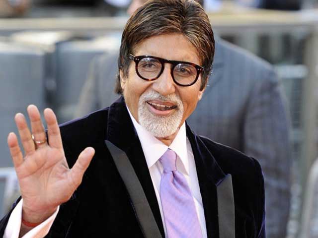 Amitabh Bachchan Keen To Help Fan with Ailment