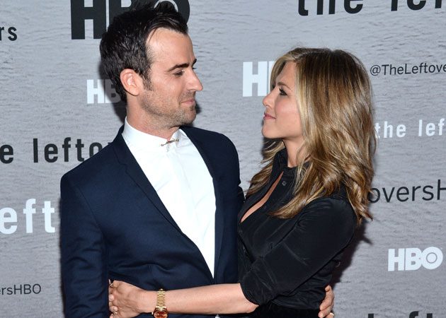 Jennifer Aniston, Justin Theroux go for Picnics to Cemetery