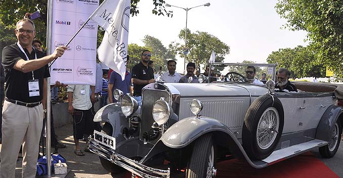Mercedes-Benz India Holds Classic Car Rally in Mumbai
