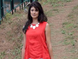 Pooja Batra Launches Bollywood Radio Station in the US Pooja Batra Launches Bollywood Radio Station in the US