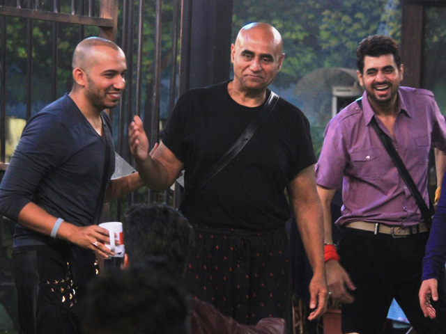 <i>Bigg Boss 8</i>: Puneet Issar Is A Free Man