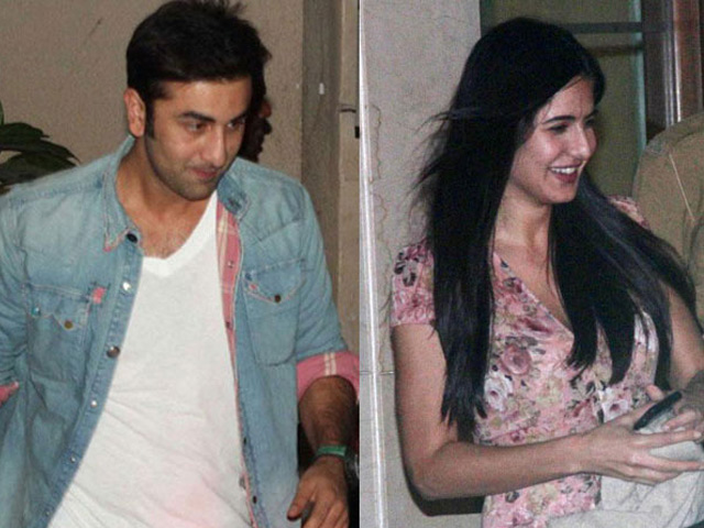 Ranbir Kapoor and Katrina Kaif Throw House-Warming Party