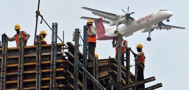 स्पाइसजेट का 'मॉनसून बोनांजा सेल' : 444 रुपए में उड़िए लेकिन कुछ शर्तों के साथ