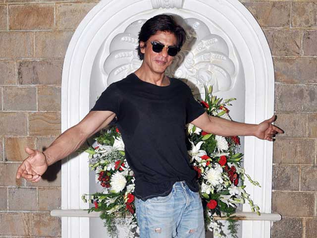 Shah Rukh Khan Now Has 10 Million Twitter Fans