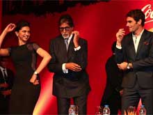 Roger Federer's India<i>naama</i>: Dances With Deepika Padukone and Amitabh Bachchan, Eats Giant Naan