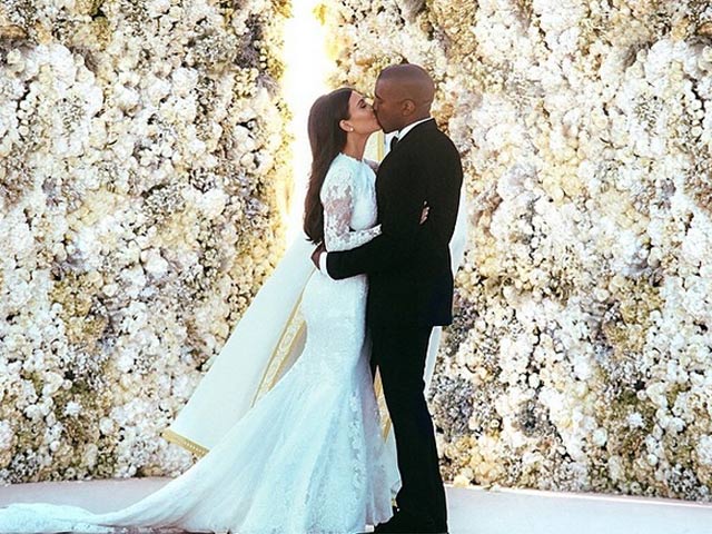 Kim and Kanye's Wedding Picture is 2014's Most 'Liked' Photo
