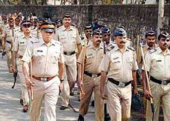 35,000 पुलिस वाले होंगे सड़कों पर, ताकि मुंबई बैखौफ मना सके नया साल