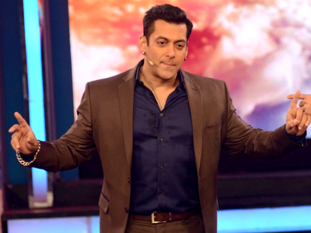 <i>Bigg Boss</i>: Salman Khan Storms Off as Karishma Tanna Cries at Joke