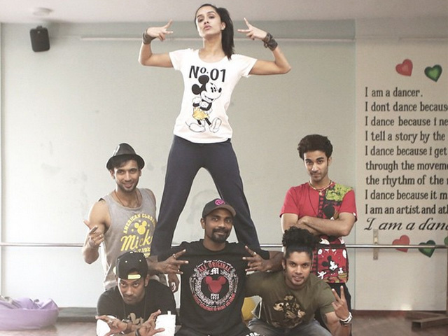 Shraddha Kapoor Gets to Spend New Year's Eve in Las Vegas, Thanks to <i>ABCD 2</i>