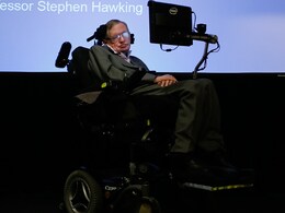 Stephen Hawking Would Like to Play a Bond Villain Stephen Hawking Would Like to Play a Bond Villain