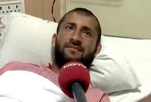 सुकमा हमले में घायल जवान ने बताया, बच्चों-बूढ़ों की आड़ लेकर फायरिंग करते रहे नक्सली