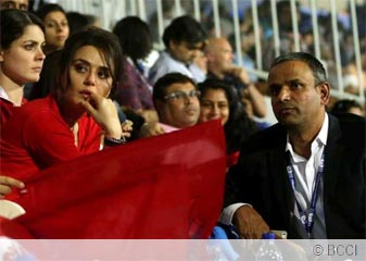 IPL स्पॉट फिक्सिंग : सुंदररमन को कड़ी फटकार, 'सेलिब्रिटीज़ के चक्कर में शिकायत तक नहीं की'