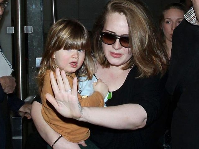 Adele Flashes Ring Post Split Rumours