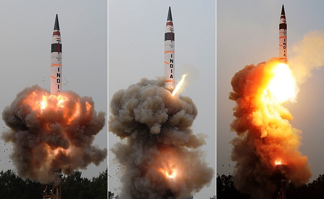 President Pranab Mukherjee Congratulates DRDO on Successful Agni-V Test