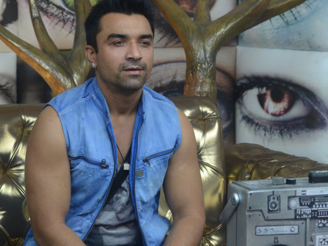 <i>Bigg Boss Halla Bol</i>: Ajaz Khan Disqualified on Day 2