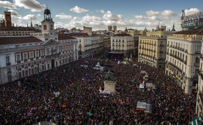 Tens of Thousands March to Support Spanish Anti-Austerity Party