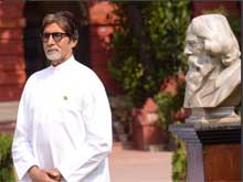 Amitabh Bachchan Sings National Anthem For Republic Day