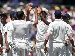 महावीर रावत की कलम से : दम निकला टीम इंडिया के बेदम गेंदबाज़ों का... महावीर रावत की कलम से : दम निकला टीम इंडिया के बेदम गेंदबाज़ों का...