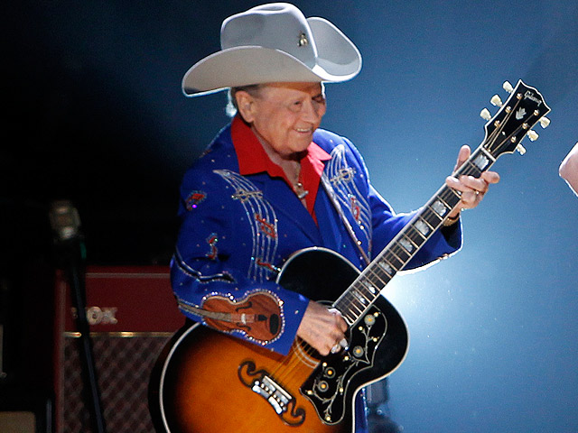 Singer Little Jimmy Dickens Dies
