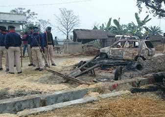 बिहार के मुजफ्फरपुर में गुस्साई भीड़ ने कई घरों को लगाई आग, तीन की मौत, 14 गिरफ्तार